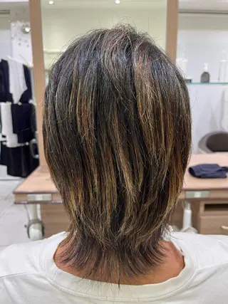 パーマ 伊佐 愛のヘアスタイル