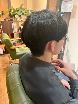 カラー メンズ Luster Friends所属・まゆ | 艶カラー | ストレートのヘアスタイル