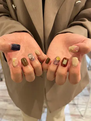 ネイル une／YUKINA 🫧大人nuanceのネイルデザイン