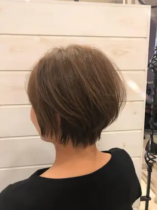 ショート Crén by marie 真嘉比店所属・東恩納 誠のヘアスタイル