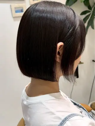 ミディアム Hello by Sea所属・レイヤー/艶髪/ボブ /くびれ/伊藤　勇司のヘアスタイル