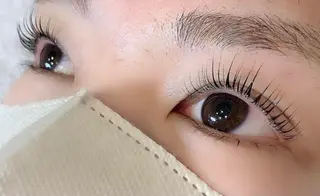 マツエク・マツパ brow bar tokyo所属・brow bar tokyo【乃木坂】の眉毛・アイブロウイメージ