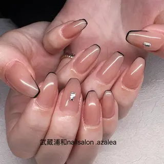 ネイル R inのネイルデザイン