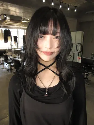 ミディアム レイヤーカット\ウル フ　chinatsuのヘアスタイル