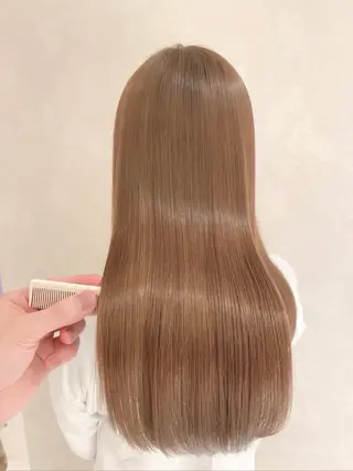 ロング 🥟FLEVE梅田 山家千夏🥟のヘアスタイル