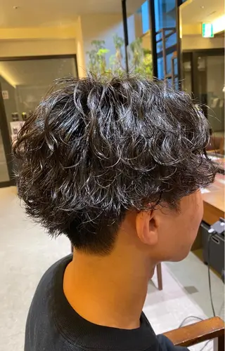 パーマ メンズ FURUSHO所属・透明感カラー/ ツイスパ/小倉悠佑のヘアスタイル