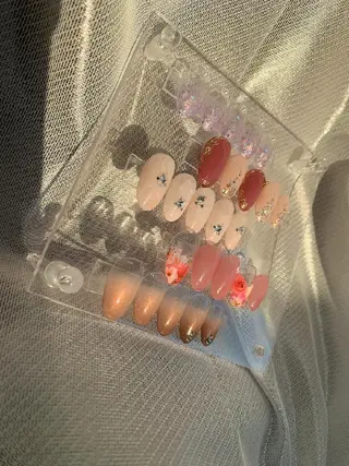 ネイル 佐藤 結衣のネイルデザイン