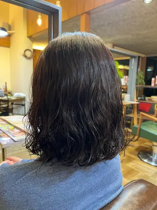 ミディアム パーマ LaciTa hair design所属・吉村 萌のヘアスタイル