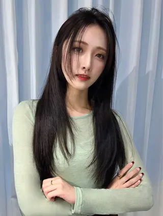 ロング カラー 韓国ハッシュカット/ 新宿/髪質改善/岡崎のヘアスタイル