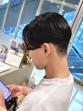 メンズ 🍑ブリーチなし ダブルカラーuRiのヘアスタイル