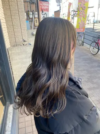 ロング カラー attrait所属・アトレ＊個室サロン himekaのヘアスタイル