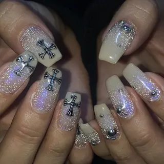 ネイル kana/モード ・グランジ⛓🎼のネイルデザイン