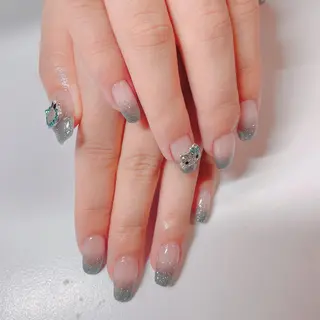 ネイル パラジェル/オフ無料 💅Rioのネイルデザイン