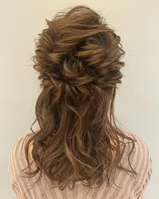 セミロング ヘアアレンジ 透明感カラー・ 髪質改善🩵イケダのヘアスタイル