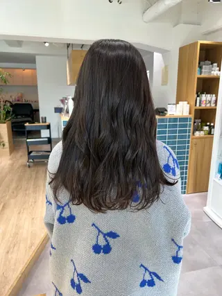 ロング 田中 愛梨のヘアスタイル