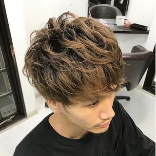 ショート カラー パーマ メンズ キッズ ネイル マツエク・マツパ メンズ人気NO,1 Genieジーニーのヘアスタイル
