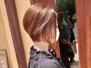 ショート 森井 亜由のヘアスタイル