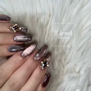 ネイル S♡JEWEL所属・S. JEWELのネイルデザイン