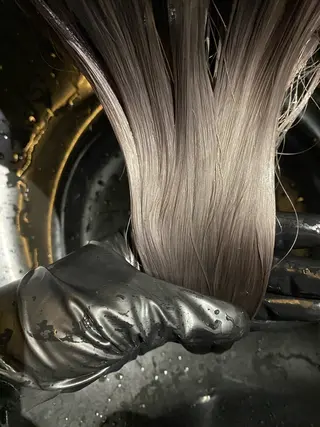 ミディアム 希優🌺ソムリエ /ブリーチ/カットのヘアスタイル