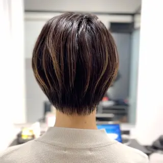 ショート ショートヘア、ボブ こやさん　コヤマのヘアスタイル