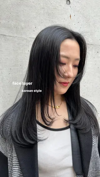 ロング カラー v-lab studio所属・韓国レイヤーカット/ 艶カラー/ noaのヘアスタイル