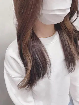 ロング カラー 佐々木 芽衣のヘアスタイル