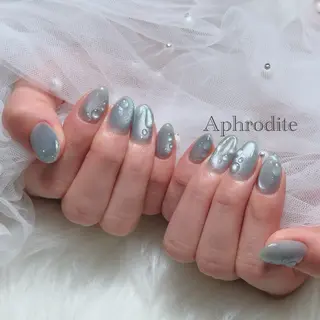 ネイル Aphrodite パラジェル認定サロンのネイルデザイン