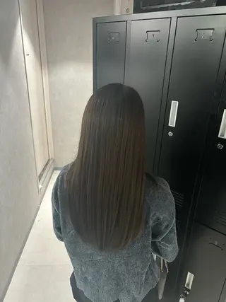 ロング カラー _white【京橋店】所属・_WHITE / KENTOのヘアスタイル