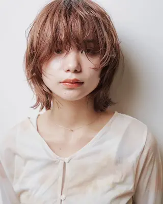 ショート カラー メゾンブランアヴェダ所属・ホリウチ ユキエのヘアスタイル