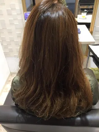 セミロング カラー BIANCO北堀江 AKANEのヘアスタイル