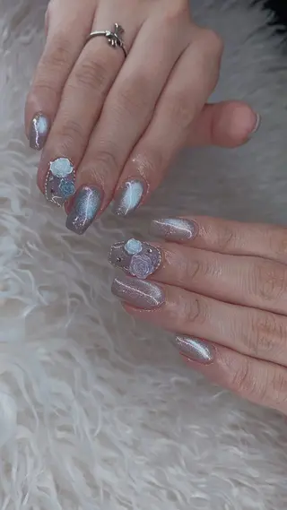 ネイル n o q r m. n a c h iのネイルデザイン