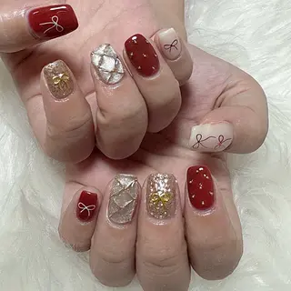 ネイル シュシュ 🎀 girly nailのネイルデザイン