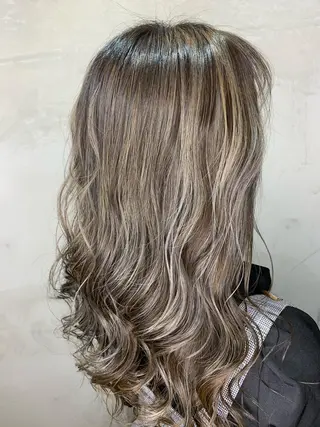 セミロング 佐藤/本物志向の 髪質改善サロンのヘアスタイル