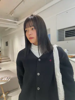 ミディアム カラー 髙橋一哉　ブリーチ/ ベージュカラーのヘアスタイル