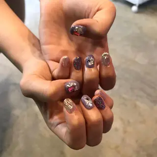 ネイル キラキラ オメメのネイルデザイン