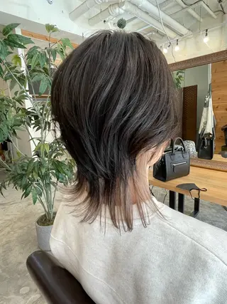 ショート カラー 艶カラー/ハイトーン Anjuのヘアスタイル