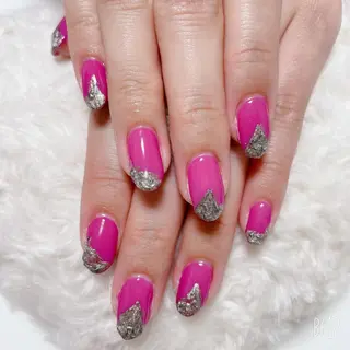 ネイル The Best Beauty受付担当のヘアスタイル