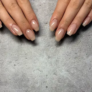 ネイル ALLURENAIL AINAのネイルデザイン