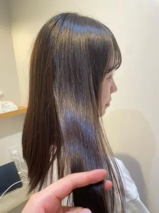 ロング 湯浅 美葉のヘアスタイル