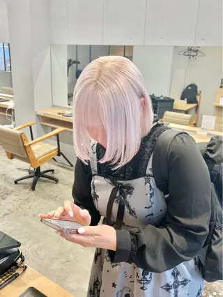 ショート SALOWIN柏Suite所属・柏最安値インナー/ イヤリング/岡本智樹のヘアスタイル