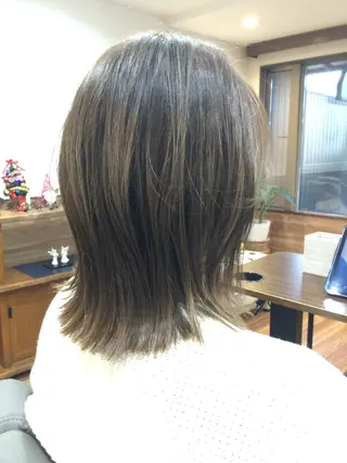 ミディアム カラー Annon プライベートサロンのヘアスタイル