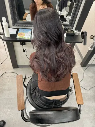 ロング カラー 安田 愛琉のヘアスタイル