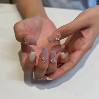 ネイル muguet所属・nonoka 🌙のネイルデザイン