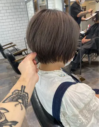 ショート カラー ボブとパーマの達人 美容室難民の方は是非のヘアスタイル