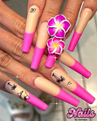 ネイル ギャルネイル🧸💖 narujesのネイルデザイン