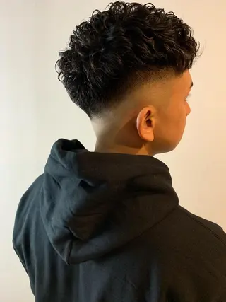 ショート パーマ メンズ HIROGINZAプレミアムバーバー赤坂店所属・田中 千恩のヘアスタイル