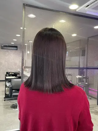 セミロング 手塚 由佳のヘアスタイル