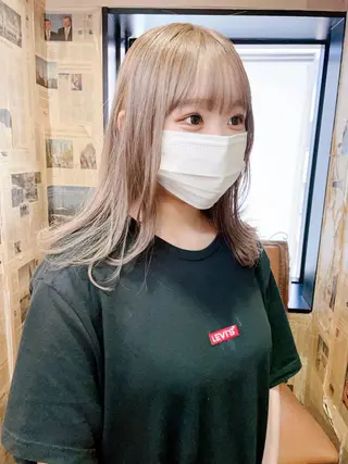 ミディアム カラー Chic シックのヘアスタイル