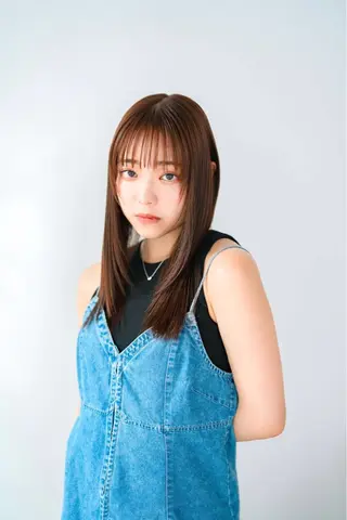 セミロング 近藤 若菜のヘアスタイル