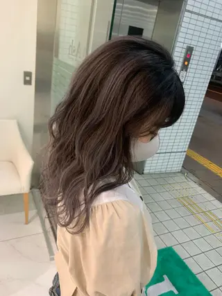 カラー N° jillva ♦️川端裕司♦️のヘアスタイル